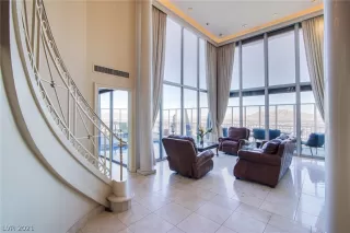 Photo #4: 2272291 Listing