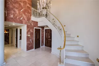 Photo #6: 2272291 Listing