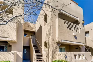 Photo #1: 2272387 Listing