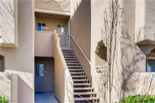 Photo #6: 2272387 Listing