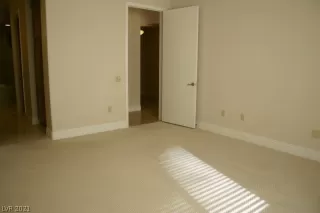 Photo #3: 2272394 Listing 