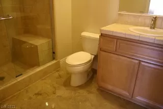 Photo #6: 2272394 Listing 