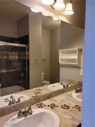 Photo #2: 2272401 Listing 