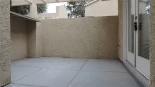 Photo #5: 2272422 Listing