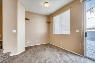 Photo #5: 2272445 Listing