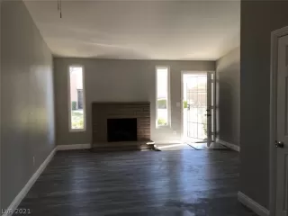 Photo #3: 2272446 Listing 