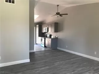 Photo #4: 2272446 Listing 