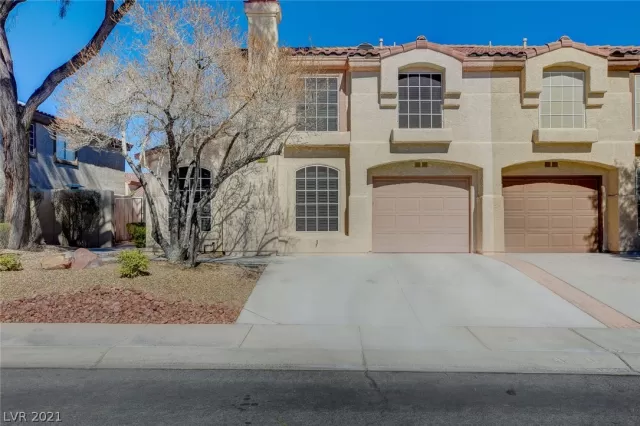 MLS: 2272467 Condo For Sale