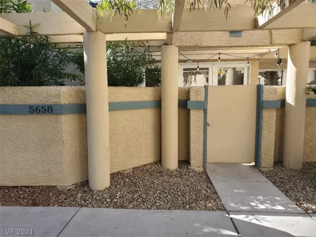 MLS: 2272502 Condo For Sale