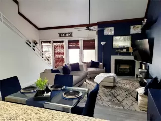 Photo #2: 2272502 Listing