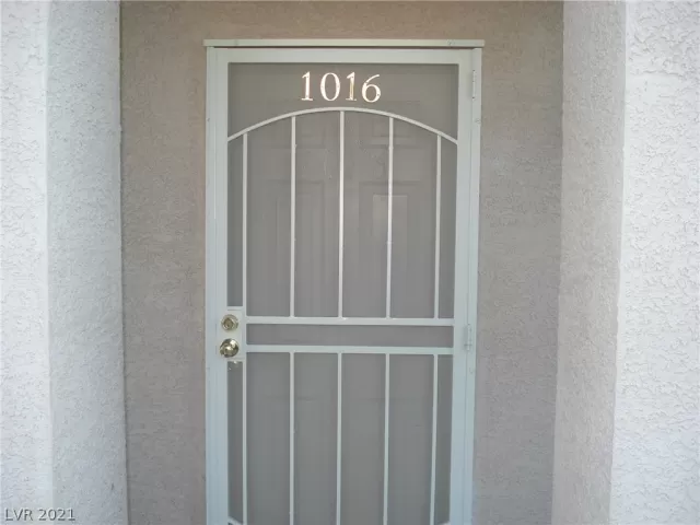 MLS: 2272504 Condo For Sale