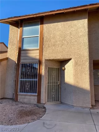 Photo #1: 2272516 Listing 