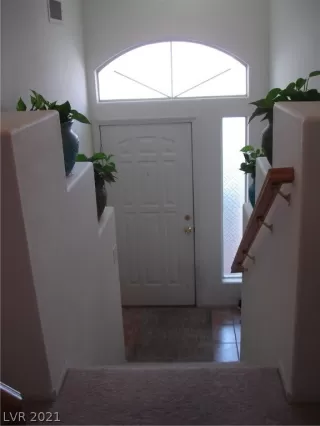 Photo #4: 2272544 Listing