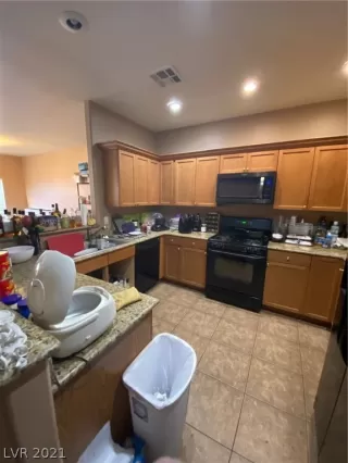 Photo #4: 2272585 Listing 