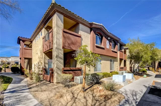 MLS: 2272601 Condo For Sale