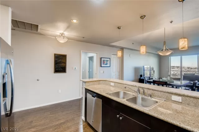 MLS: 2272640 Condo For Sale