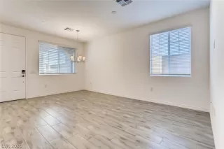 Photo #1: 2272697 Listing