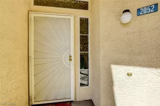 Photo #1: 2272721 Listing