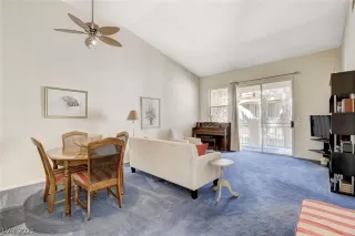 Photo #2: 2272721 Listing