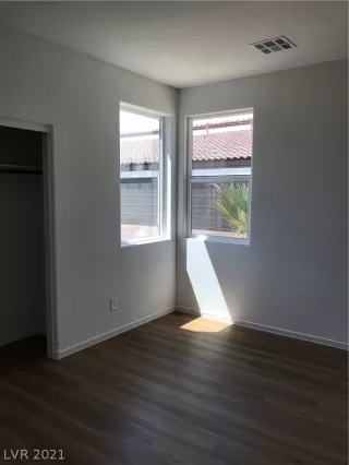 Photo #6: 2272727 Listing 