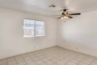 Photo #6: 2272747 Listing