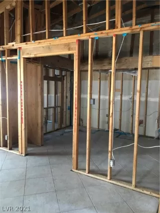 Photo #5: 2272758 Listing 