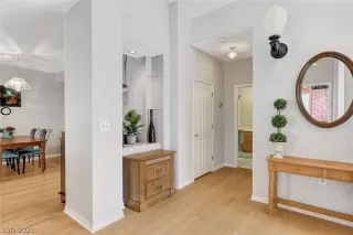 Photo #6: 2272764 Listing 