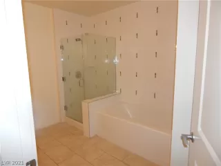 Photo #3: 2272781 Listing 