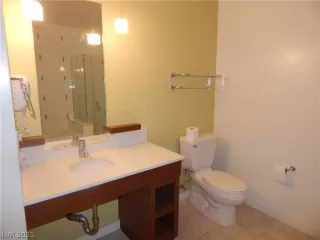 Photo #4: 2272781 Listing 