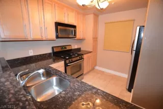 Photo #2: 2272785 Listing 
