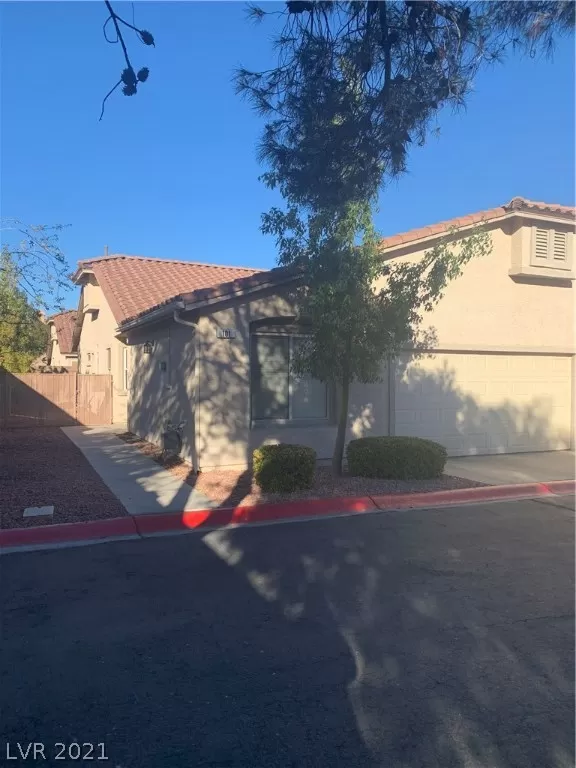 MLS: 2272822 Condo For Sale