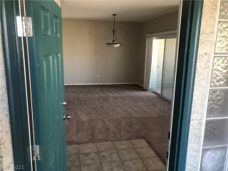 Photo #3: 2272836 Listing 