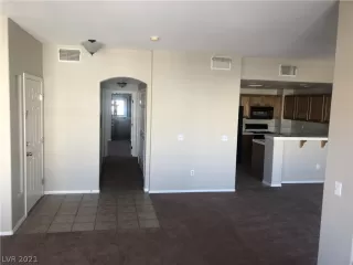 Photo #4: 2272836 Listing 