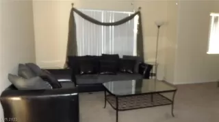 Photo #3: 2272963 Listing 