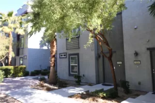 Photo #2: 2272964 Listing