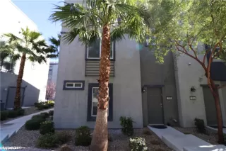 Photo #6: 2272964 Listing