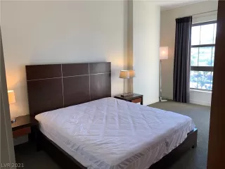 Photo #5: 2273044 Listing