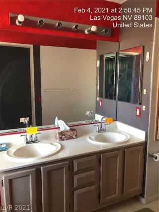 Photo #5: 2273081 Listing