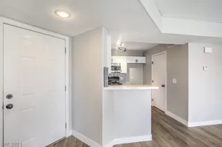 Photo #6: 2273090 Listing