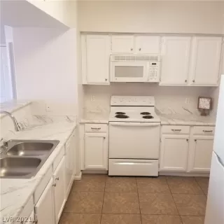 Photo #2: 2273091 Listing 