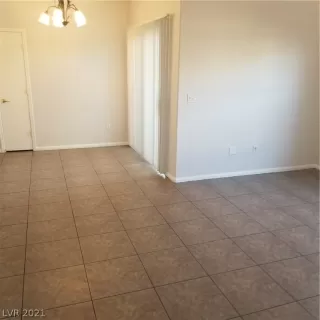 Photo #6: 2273091 Listing 