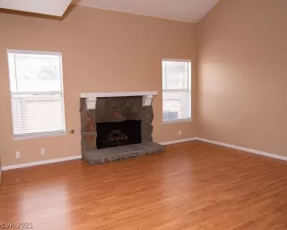 Photo #6: 2273092 Listing