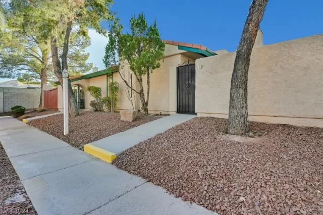 MLS: 2273096 Condo For Sale