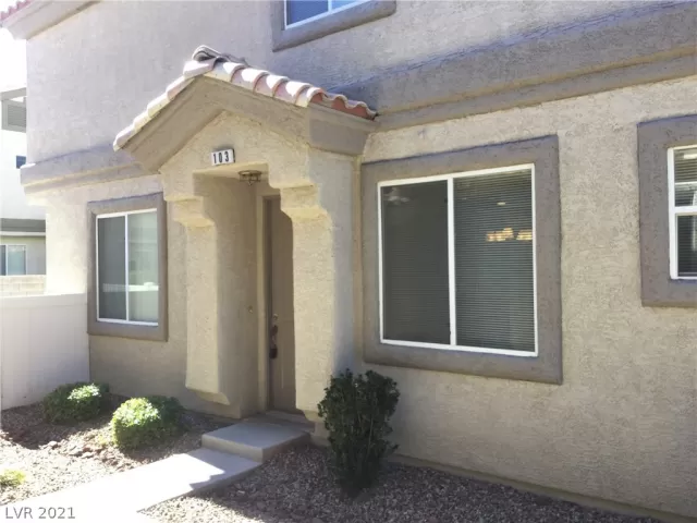 MLS: 2273106 Condo For Sale