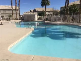 Photo #2: 2273106 Listing 