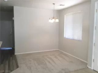 Photo #4: 2273106 Listing 