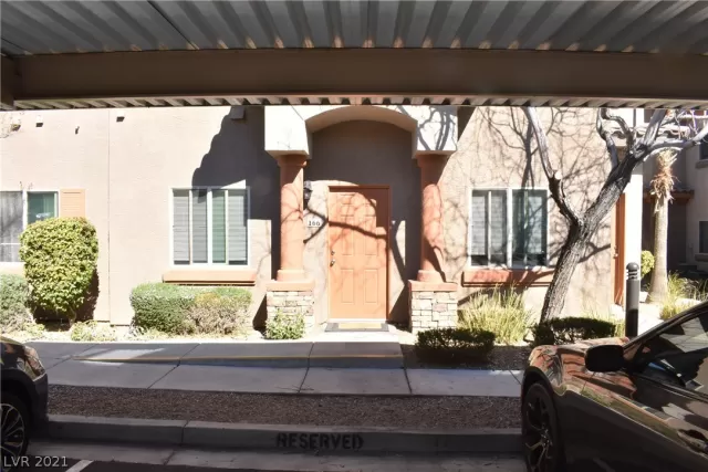 MLS: 2273118 Condo For Sale