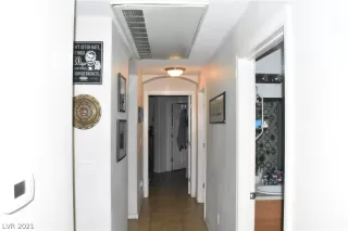 Photo #3: 2273118 Listing