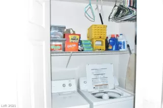 Photo #6: 2273118 Listing