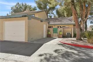 Photo #1: 2273135 Listing 